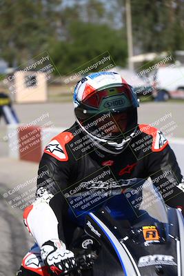 media/Aug-04-2024-TrackDaz (Sun) [[e1ff0814b6]]/Group A/Grid/